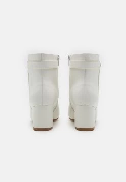 Wide Fit - Korte Laarzen - White 11 Wide Fit - Korte Laarzen - White -Anna Field Winkel 17c7d916626b42ea97932eec2f5dc501