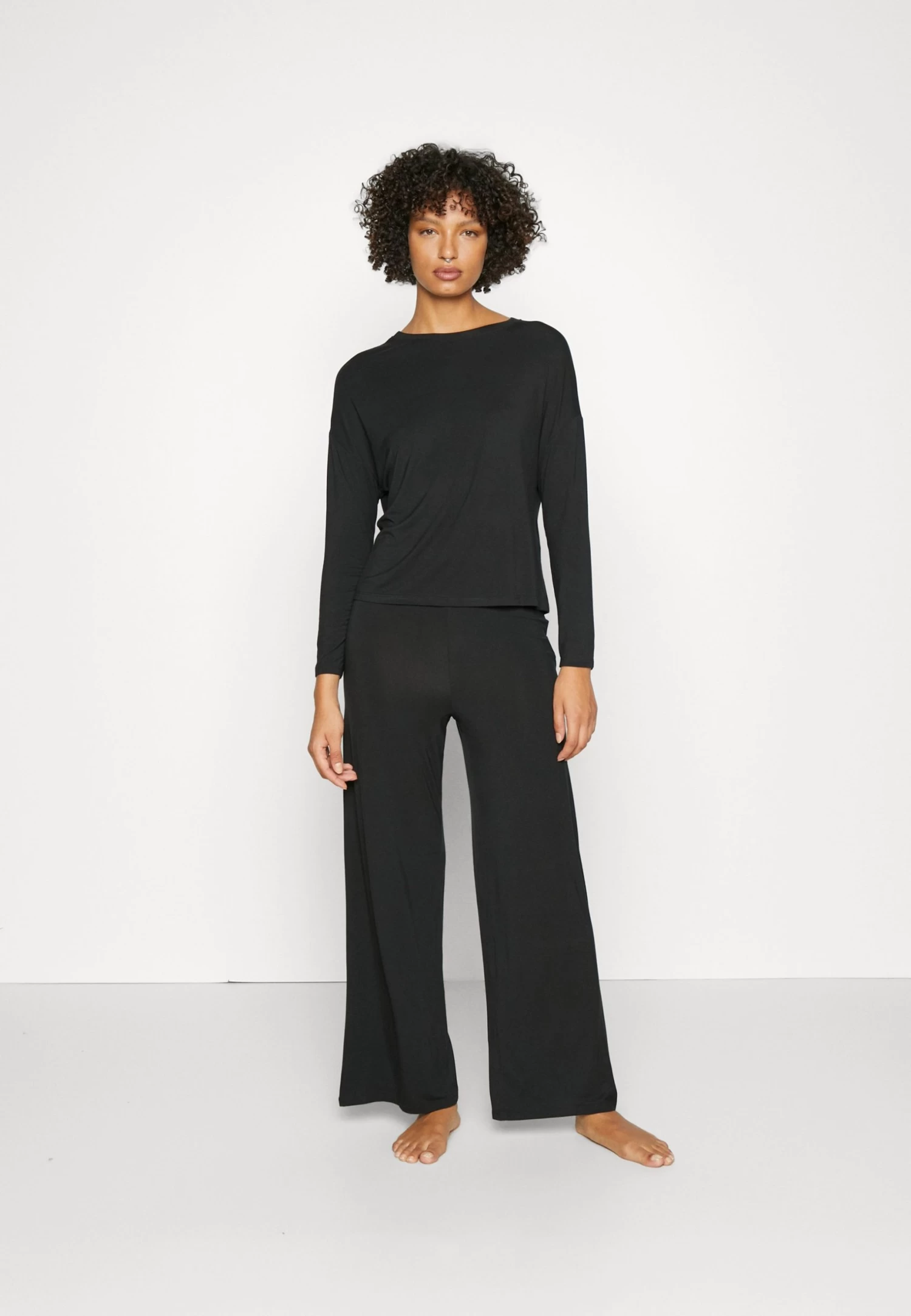 Anna Field Wide Leg - Pyjama - Black 4 Anna Field Wide Leg - Pyjama - Black - Afbeelding 2