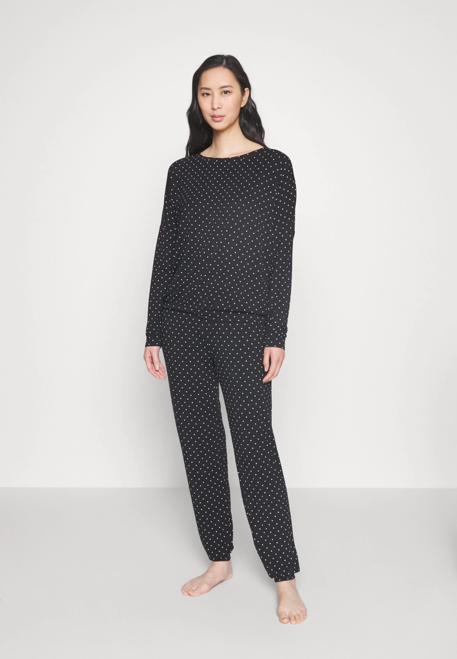 Anna Field Pyjama - Black/White 3 Anna Field Pyjama - Black/White