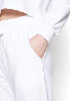 Anna Field Pyjama - Off White -Anna Field Winkel 56bec85cb61844dda07a2cc04c217819