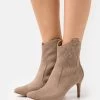 Anna Field Enkellaarsjes Met Hoge Hak - Taupe -Anna Field Winkel 6a0c670a6ddd4b1a800dc2ddc78681fe
