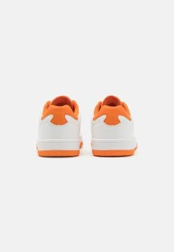 Sneakers Laag - White/Orange 11 Sneakers Laag - White/Orange -Anna Field Winkel b768a6b6e70c4437b497c334a5073b87