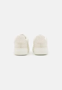Sneakers Laag - Off-White 11 Sneakers Laag - Off-White -Anna Field Winkel d3b67d0bf0f5472984c10fecfec1cafd