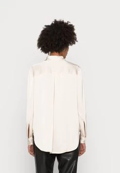 Anna Field Overhemdblouse - Nude 9 Anna Field Overhemdblouse - Nude -Anna Field Winkel d440f1564b214990b8800f83f8491c11