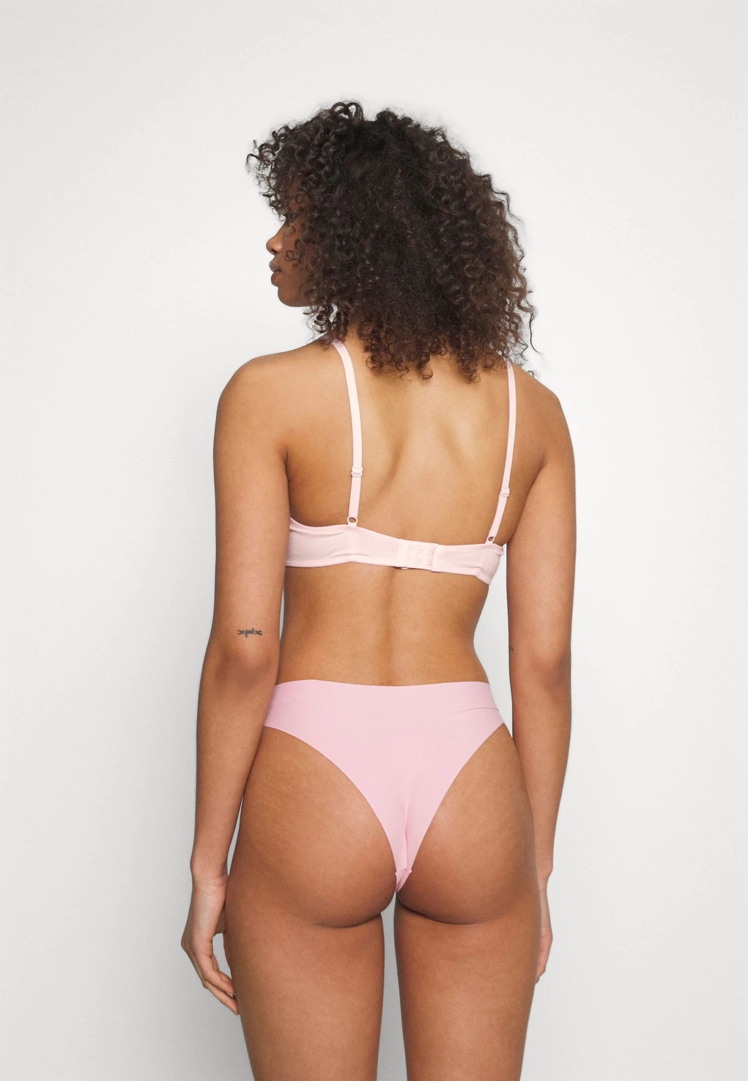 Anna Field 2 Pack - T-Shirt Bh - 402 - Pink_102 - Grey 5 Anna Field 2 Pack - T-Shirt Bh - 402 - Pink_102 - Grey - Afbeelding 3